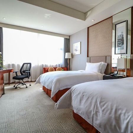 Howard Johnson Caida Plaza เซี่ยงไฮ้ ภายนอก รูปภาพ