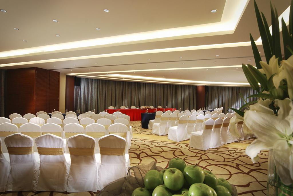 Howard Johnson Caida Plaza เซี่ยงไฮ้ ภายนอก รูปภาพ