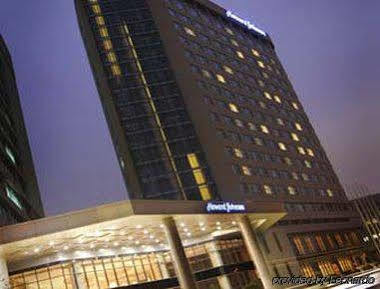 Howard Johnson Caida Plaza เซี่ยงไฮ้ ภายนอก รูปภาพ