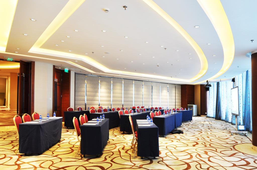 Howard Johnson Caida Plaza เซี่ยงไฮ้ ภายนอก รูปภาพ